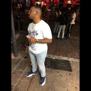 Meet your Posher, Corey